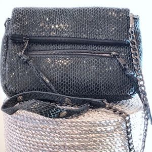 Sorial “Carmbla” crossbody in Navy